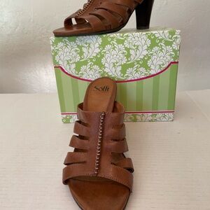 Sofft Women's Tan Strappy Heels